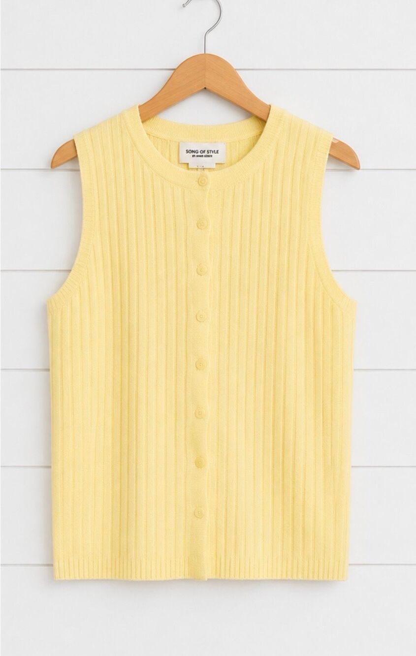 Song of Style Amiee Song butter yellow button front tank sml